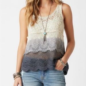 American Eagle Outfitters Cropped Tiered Lace Tank Top in Cream and Gray